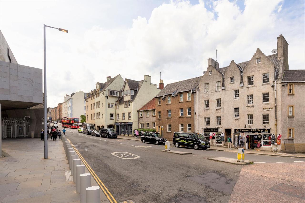 אדינבורו Stunning 1 Bed At Holyrood Palace & Arthurs Seat מראה חיצוני תמונה
